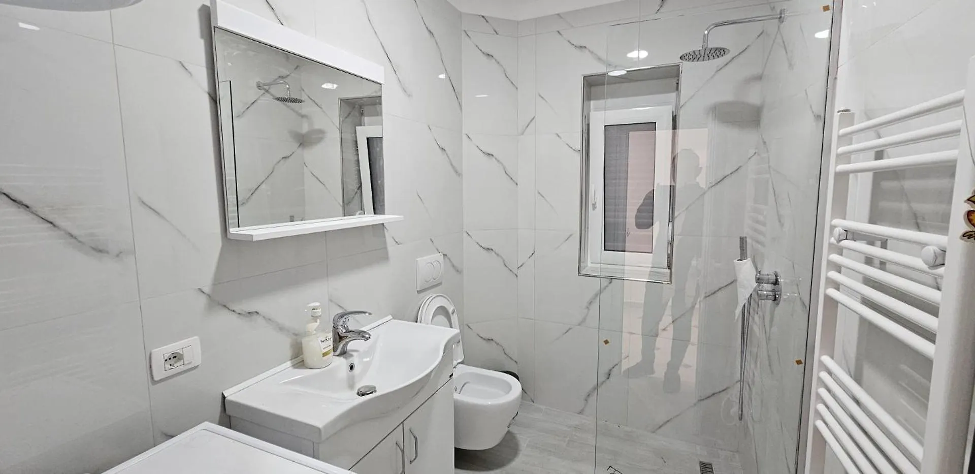 Central Charm Tirana Hideaway